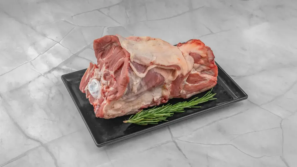 رقبة لحم ضأن كاملة - Full Lamb Neck